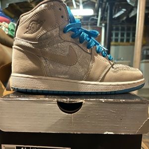Air Jordan 1 High